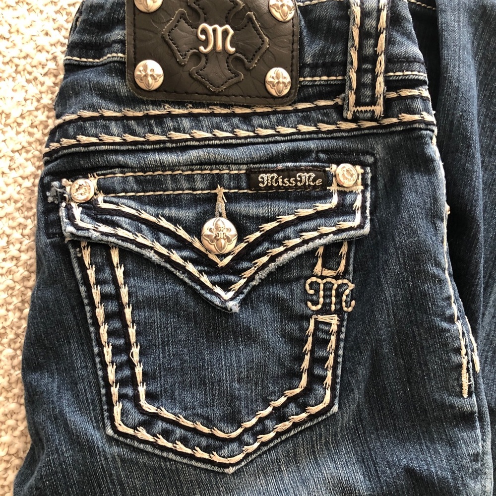 MISS🌻ME JEANS SIZE 27